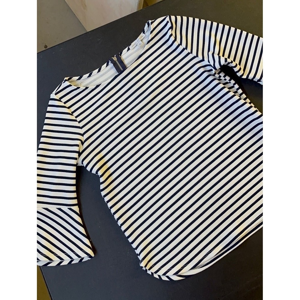 Gently worn size large women's shirt